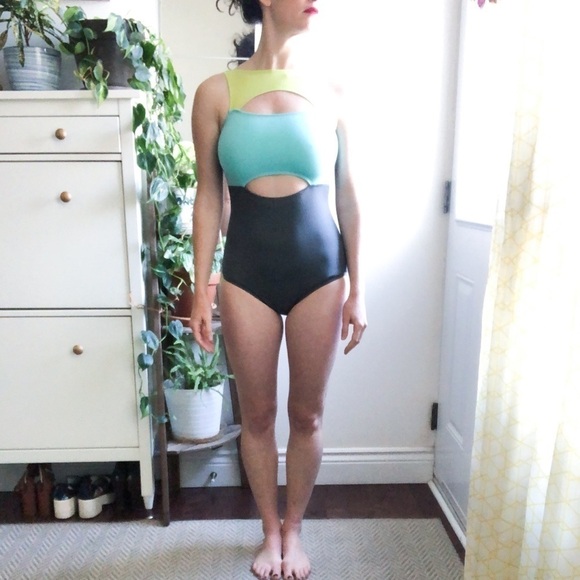 𝅺Handmade cutout neon bodysuit - Picture 2 of 7